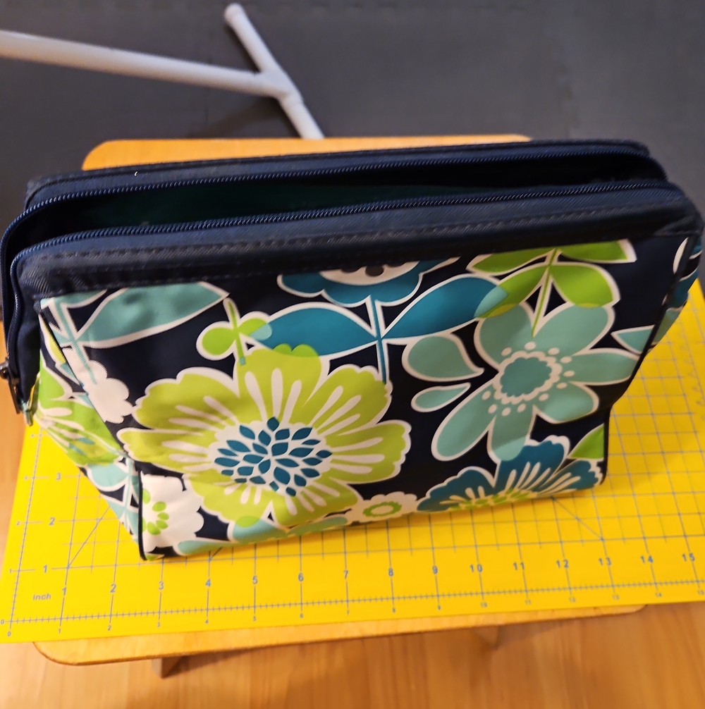 Floral Double-Zip Cosmetic Bag in Teal & Lime 11x6x7